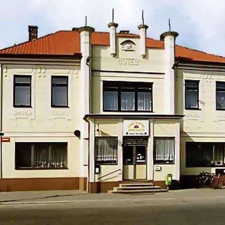 Penzion Ceska Koruna Caslav Exterior photo