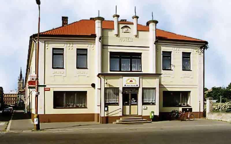 Penzion Ceska Koruna Caslav Exterior photo